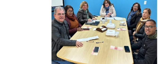 Márcia estava acompanhada das diretoras Nilvone Ferreira, Marilene Costa e Eliete Bispo e dos advogados do sindicato Álvaro Egea e Daniel Souza.